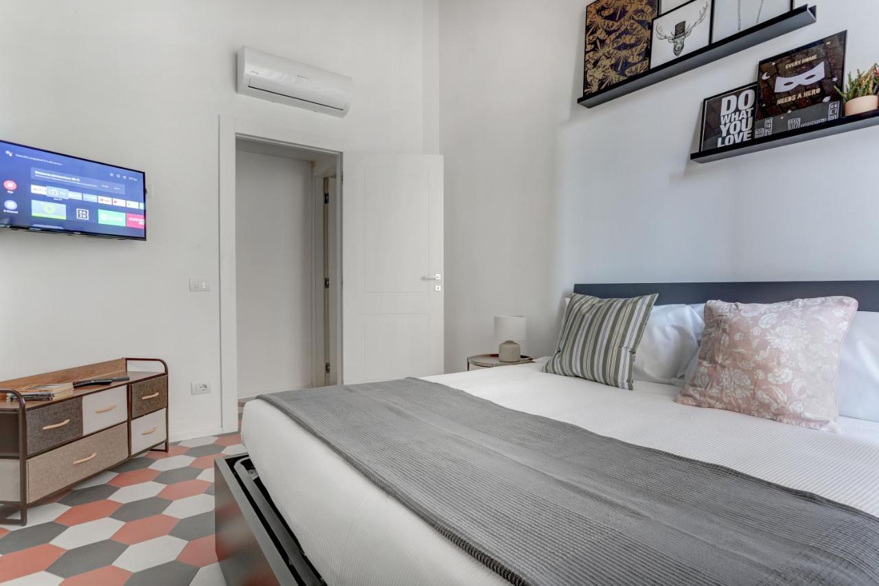 Colosseo Apt Laterano 85 - Home And More Roma Exterior foto