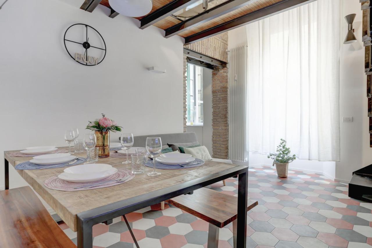 Colosseo Apt Laterano 85 - Home And More Roma Exterior foto